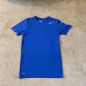 Men’s Nike Shirt